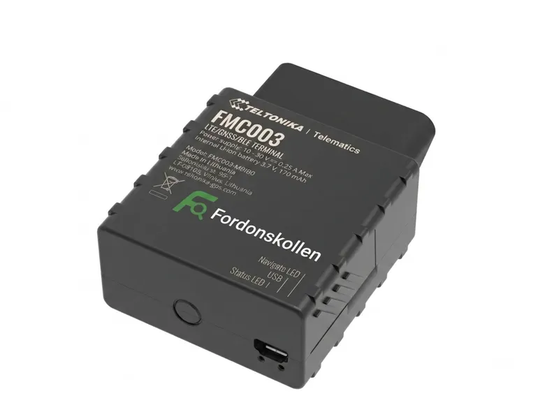 Teltonika FMC003 — enheten som kopplas in i bilens diagnosuttag